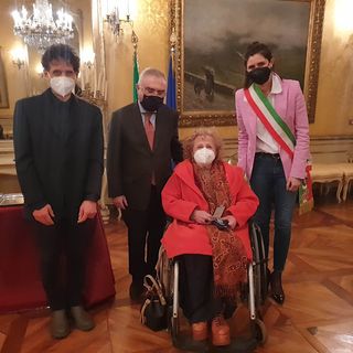 un momento della cerimonia di consegna delle medaglie d'onore