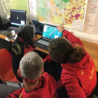 Lo cercano per giorni e alla fine lo trovano morto: vittima un 67enne andato a cercare funghi nei boschi