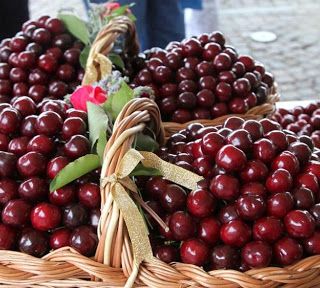 cestini di ciliegie