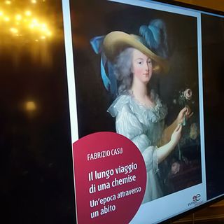 La Rivoluzione dei costumi femminili? E' cominciata da una &quot;chemise&quot;