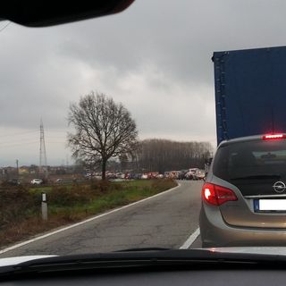 &quot;Vittoria del M5S, la Regione incentiverà la trasformazione dei motori dei mezzi più inquinanti&quot;