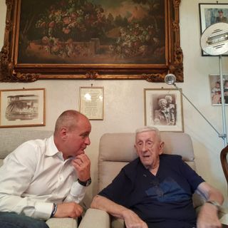 Collegno apre le braccia e riaccoglie il suo poeta e partigiano Mario Gramaglia