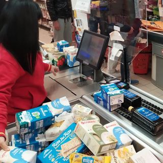 A Torino cronaca di un aiuto per bisognosi: da oggi spesa e cena gratis con Aics A Torino cronaca di un aiuto per bisognosi: da oggi spesa e cena gratis con Aics