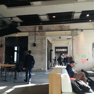 Dopo Milano e Venezia Combo prende casa anche a Porta Palazzo. E comincia da un turco e da un cinese [FOTO]