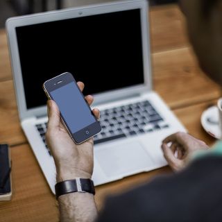 Nichelino, tutti a casa (e collegati a internet) per l'emergenza coronavirus: crolla la connessione nel quartiere Kennedy