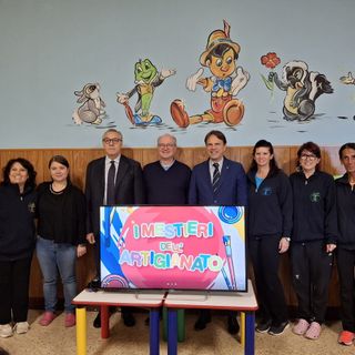 Confartigianato e Tronzano consegnano ai bambini l’album da colorare “I mestieri dell’artigianato”
