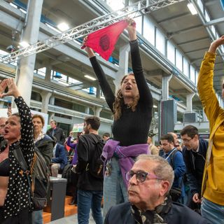 roccella contestata al salone