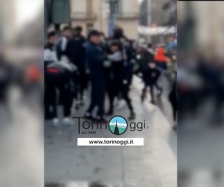 rissa tra ragazzini rissa tra ragazzini