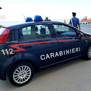 Furti in spiaggia a Borghetto Santo Spirito, derubata anche una donna di Torino