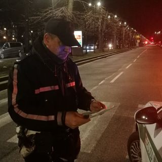 Folle corsa nella notte di due carri attrezzi: grossi guai per i conducenti