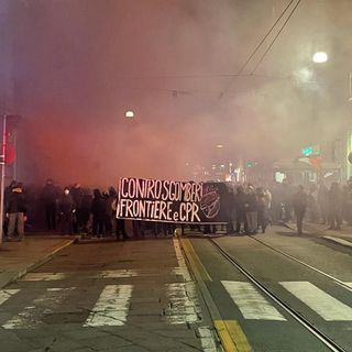corteo anarchici nel centro di Torino
