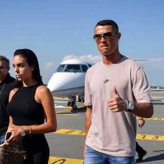 Ronaldo è sbarcato a Caselle. Bagno di folla rinviato a domani