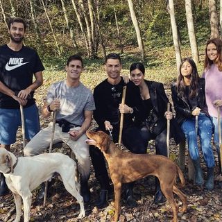 Cr7 e Georgina in Langa alla ricerca di tartufi per &quot;Un fine settimana rurale&quot;
