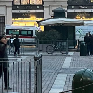 Baby gang in azione nel centro, aggredito un ragazzo: "Grondava sangue" Baby gang in azione nel centro, aggredito un ragazzo: "Grondava sangue"