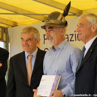 Le più belle immagini degli Enti della Provincia di Torino aggiudicatari delle ambulanze e dei pick up &quot;targati&quot; Fondazione CRT