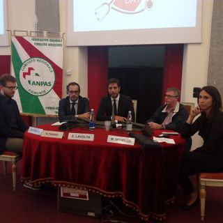 Progetto &quot;Torino città cardioprotetta&quot;: defibrillatori nelle otto Circoscrizioni