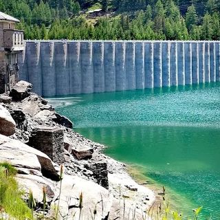 La diga di Ceresole Reale (foto d'archivio)