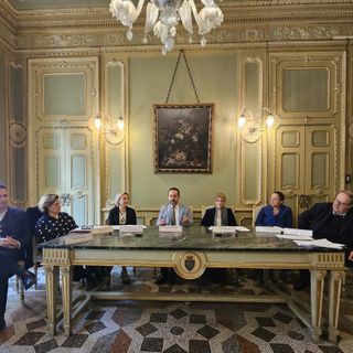 Torino vuole l'iscrizione anagrafica per chi affitta in nero: &quot;Residenza è un diritto&quot;