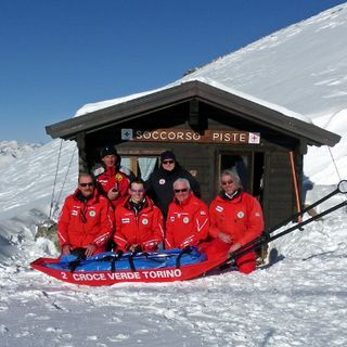 Torino: mercato natalizio alla Croce Verde di via Dorè