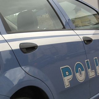 Nascondeva nel posacenere dell’auto 4 ovuli di cocaina, arrestato albanese