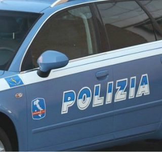Sorpreso a rubare in un negozio del centro, arrestato rumeno