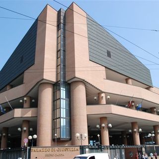 14enne vittima di cyberbullismo, per i 5 imputati chiesta la “messa alla prova”