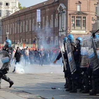 Sgombero della &quot;Verdi&quot;, 17 condanne