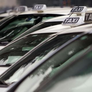 I taxisti di Torino chiedono al Comune incentivi e una campagna a favore dell’elettrico
