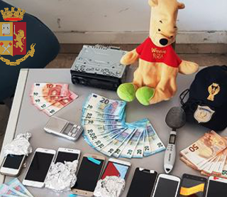 Pupazzo di Winnie The Pooh “imbottito” di cocaina