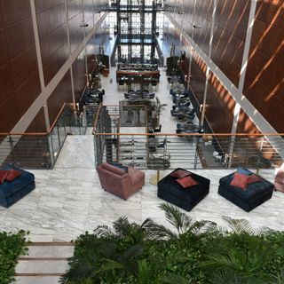 Lonely planet Stories: gli autori italiani raccontano il viaggio e la letteratura in hotel