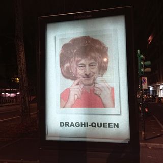 Draghi Queen, nuova installazione artistica