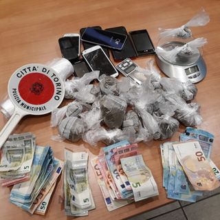 La Polizia Municipale sequestra droga in un alloggio di via Rovigo