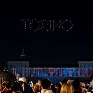 A Torino per San Giovanni tornano i droni: spettacolo ancora più grande, Palazzo Civico cerca sponsor