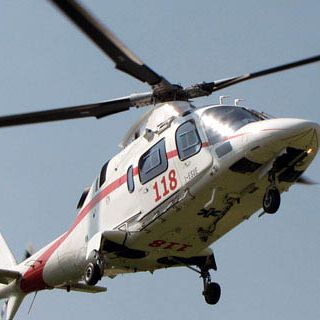 Grave incidente domestico ad Alpignano: uomo cade da un'altezza di 4 metri