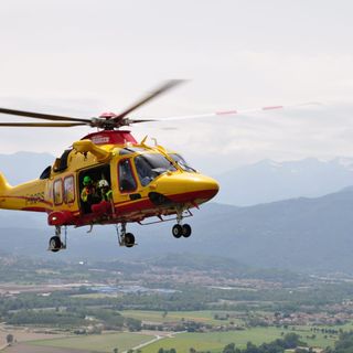 Verrua Savoia, 90enne colto da malore al volante finisce fuori strada