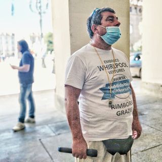 Ex Embraco: tensioni tra lavoratori e sindacalisti sotto la prefettura. Todde assicura: &quot;Cassa integrazione subito&quot; [FOTO e VIDEO]