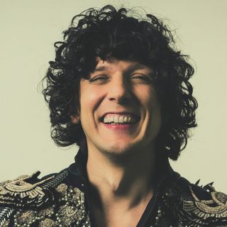 Ermal Meta in concerto a Carmagnola con il suo tour "Non mi avete fatto niente"