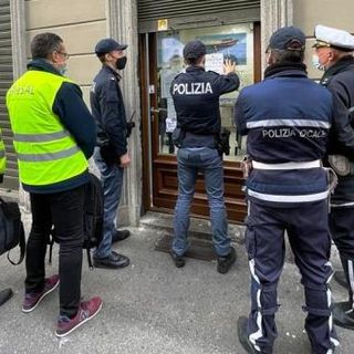 Ristorante sanzionato per 4.600 euro. Tra gli avventori un sedicente investigatore privato: denunciato