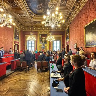 Migliorare le politiche attive per i nuovi cittadini: la sala Rossa approva mozione