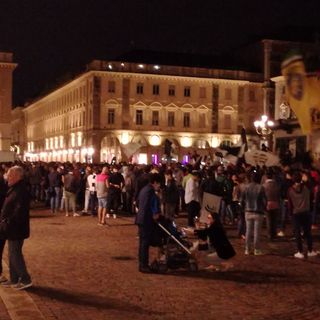 Piazza San Carlo, &quot;Miravano a creare scompiglio tra la gente&quot;: così il gup inchioda la banda dello spray
