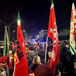 fiaccolata di solidarietà
