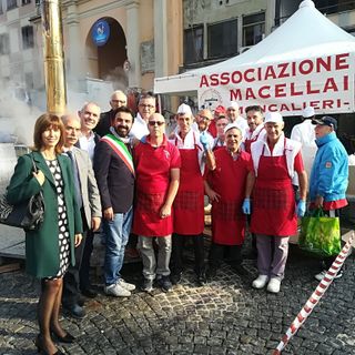 Moncalieri, oggi gran finale per la &quot;Fera dji Subiet e Sua Maestà il Bollito&quot; (VIDEO)