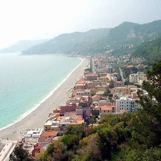 La casa per le vacanze al mare si rivela una truffa, l'amara scoperta di una famiglia torinese