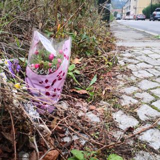 fiori dopo incidente corso casale