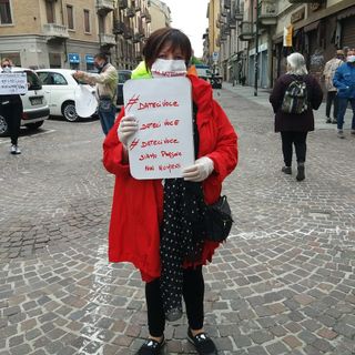 Gli ambulanti della Crocetta scendono in strada: &quot;Non siamo invisibili, dateci voce&quot;
