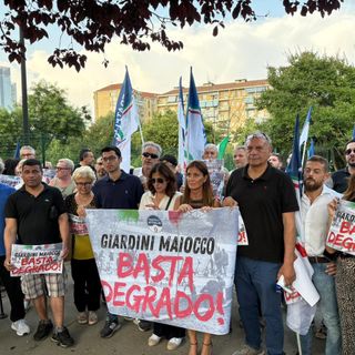 Flash mob contro il degrado al Maiocco: “Fuori gli spacciatori, dateci un presidio fisso”