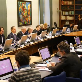 Come fanno le città e le nazioni a &quot;pensare&quot; con un cervello collettivo: Hidalgo vince il premio Lagrange 2018 e ricorda le sue radici di Grugliasco
