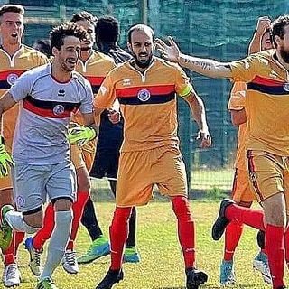 Daniele Trapani, a destra nella foto