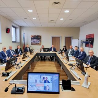 assemblea riunione banca