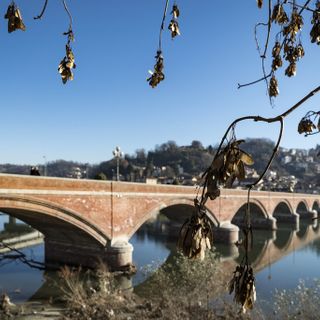 &quot;Corona di delizie in bicicletta&quot;: la mostra fotografica da oggi arriva a Chieri